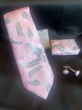 Pink Leaf-Pattern Men's Tie Set with Pocket Square and Cufflinks